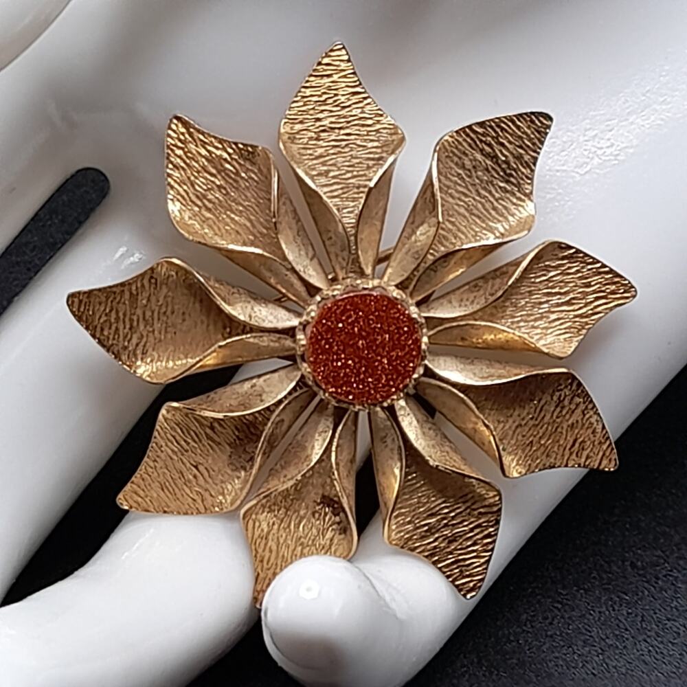 Vintage Goldstone Flower Brooch, Floral Pin, 1950s Jewelry